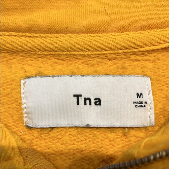 Aritzia TNA quarter zip size medium! - Picture 3 of 3